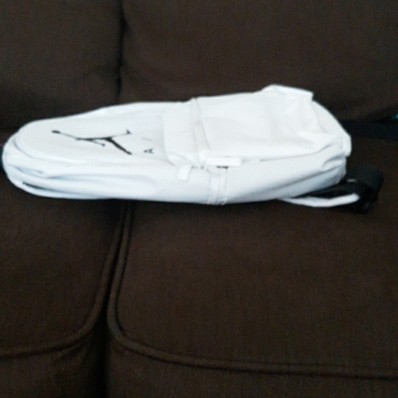 Jordan Bookbag Brand NEW with tag - Picture 6 of 8